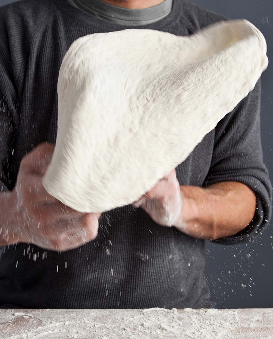 SG_SSB_JimLaheyMakingPizza_560